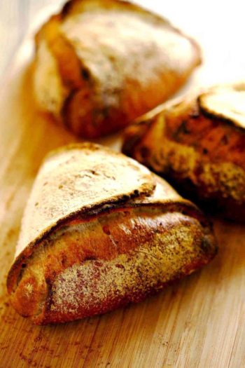 Bread-Cloud-Studio-Bread-Class-Longan-Walnut-Bread-DI0A0518rb