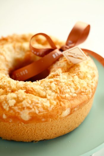 Bread-Cloud-Studio-Chiffon-Matcha-Red-Bean-Bread-4407