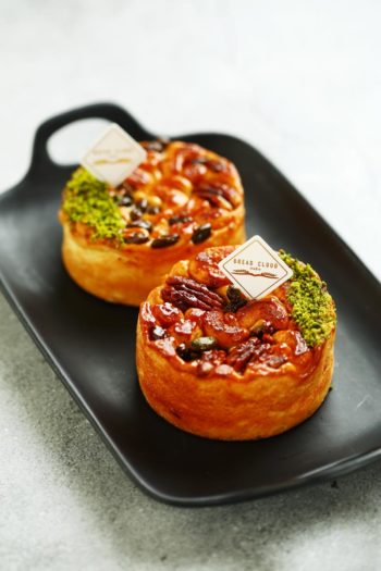 Bread-Cloud-Studio-Ginny-Choy-Caramel-Nuts-Puck-6410b