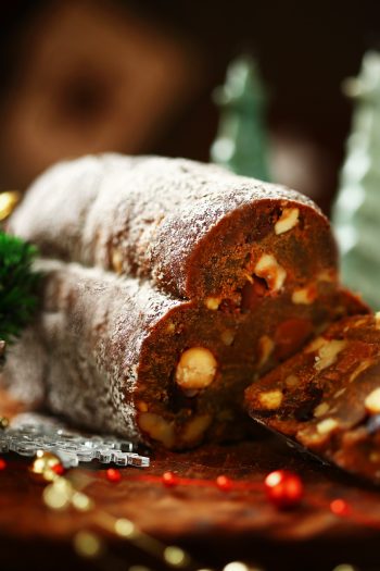 Bread-Cloud-Studio-Ginny-Choy-Chocolate-Stollen-5751-C