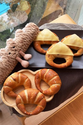Bread-Cloud-Studio-Ginny-Choy-Korean-Shiopan-Salted-Roll-7179-small