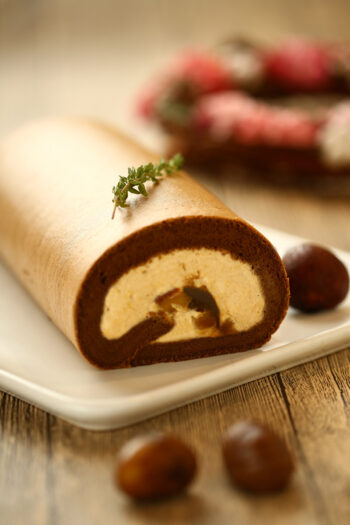 Bread-Cloud-Studio-HojiCha-Chestnut-Rollcake-DI0A9363B-small