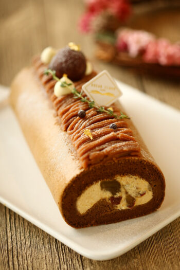 Bread-Cloud-Studio-HojiCha-Chestnut-Rollcake-DI0A9373-small