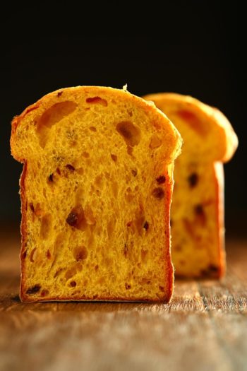 Bread-Cloud-Studio-Panettone-6-small