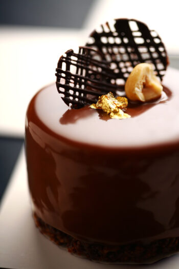 Bread-Cloud-Studio-Phoebe-Avila-Amber-Cake-7064c