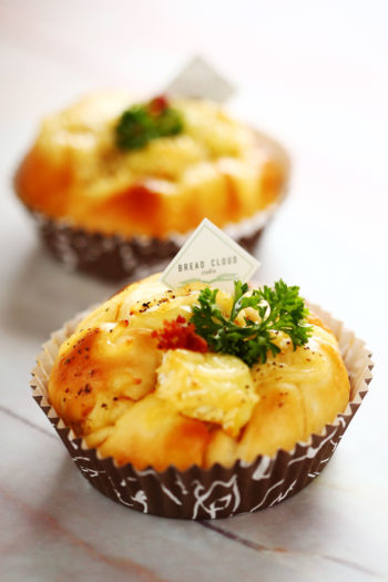 Bread-Cloud-Studio-Sarah-Yam-Brie-Prosciutto-Bread-0922-final