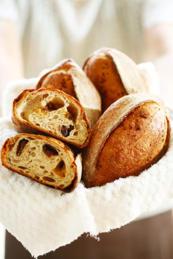 Bread-Cloud-Studio-Sarah-Yam-Longan-Bread-9290