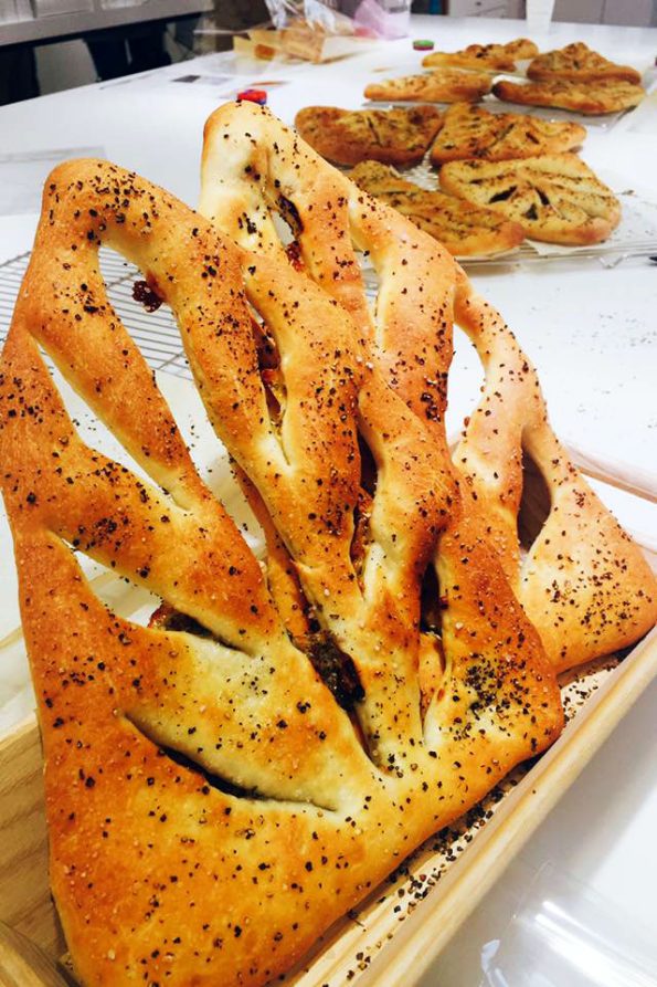 bread-cloud-studio-fougasses2